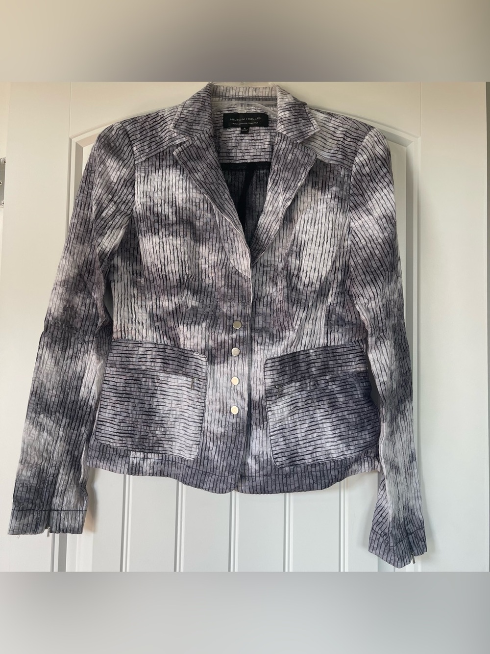 Hilton Hollis Women's Black & White Patterned Blazer